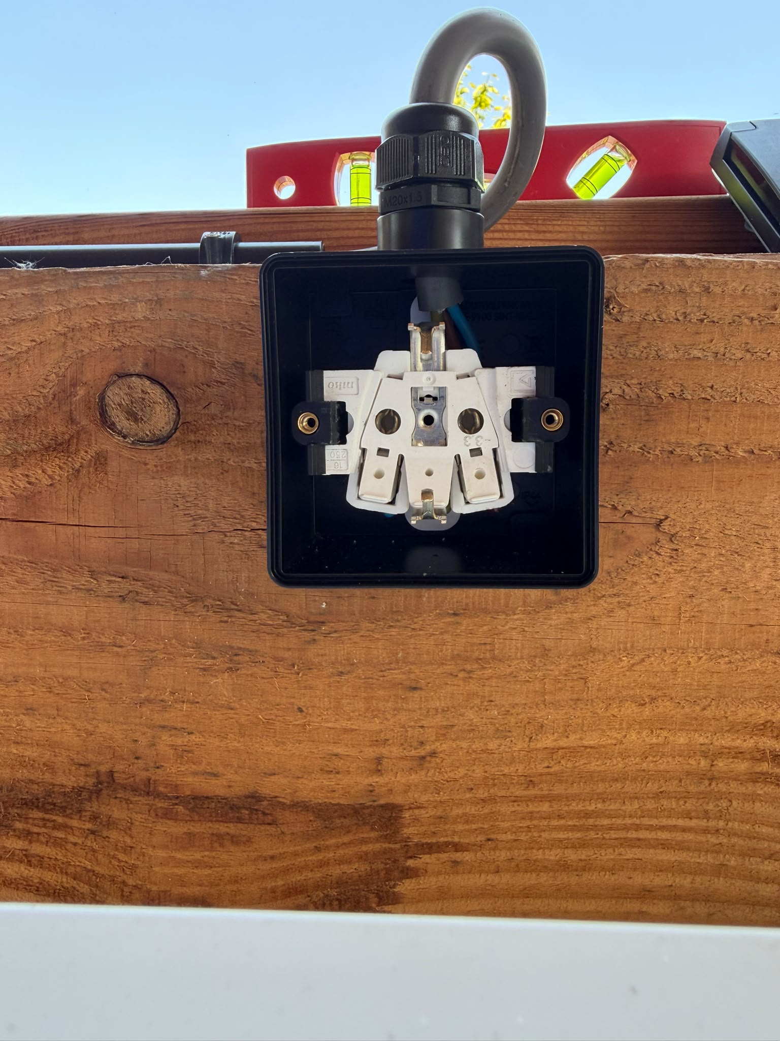 Stopcontact installatie