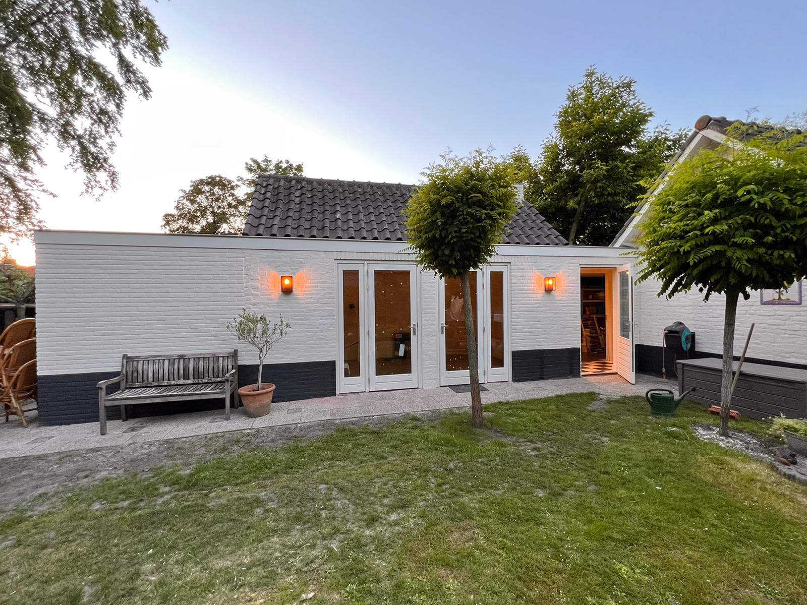 Buitenverlichting en elektra in de tuin